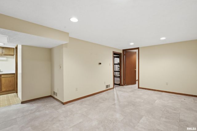 1508 32ND Street, Moline, IL 61265