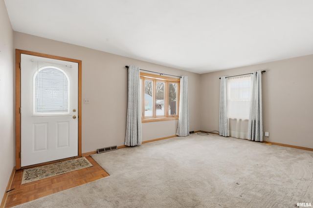 1508 32ND Street, Moline, IL 61265