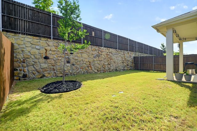 2230 Cliff Springs Drive, Forney, TX 75126