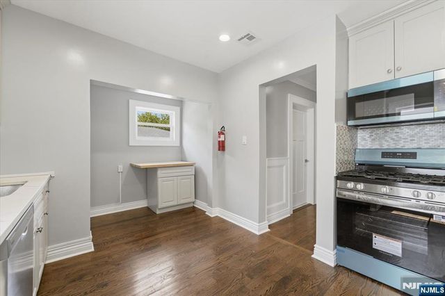 150 Ridge Road, Rutherford, NJ 07070