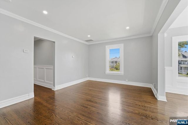 150 Ridge Road, Rutherford, NJ 07070