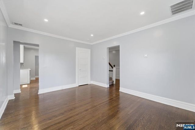 150 Ridge Road, Rutherford, NJ 07070