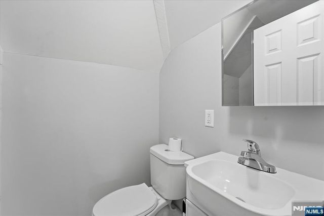 150 Ridge Road, Rutherford, NJ 07070