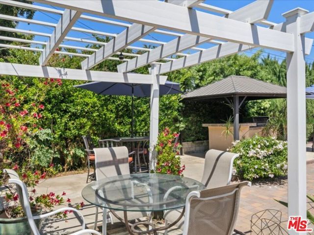 14552 Hesby Street, Sherman Oaks, CA 91403