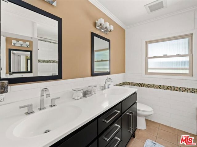 14552 Hesby Street, Sherman Oaks, CA 91403