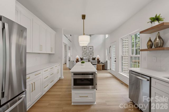 9705 Tenencia Court, Charlotte, NC 28277