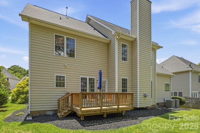 9705 Tenencia Court, Charlotte, NC 28277