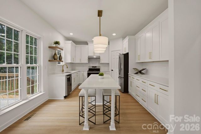 9705 Tenencia Court, Charlotte, NC 28277