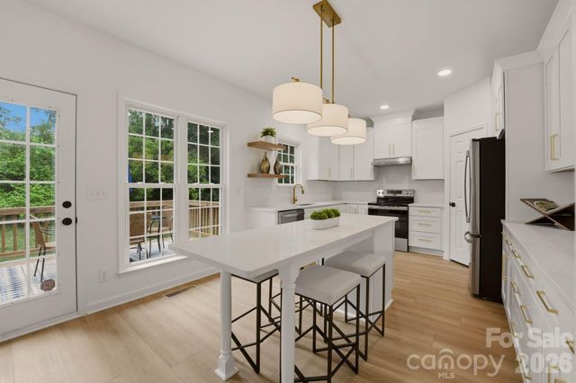 9705 Tenencia Court, Charlotte, NC 28277