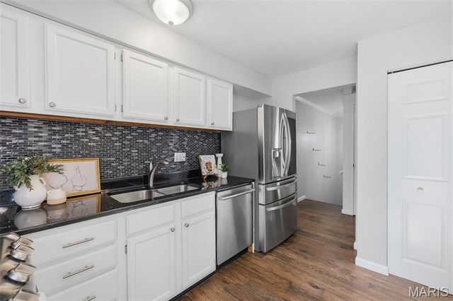 11950 Sarthe Drive, Maryland Heights, MO 63043
