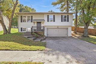 11950 Sarthe Drive, Maryland Heights, MO 63043