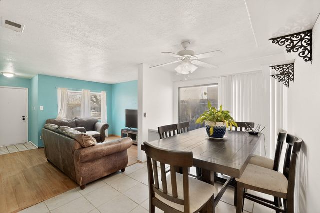 236 Zena Lona Street NE, Albuquerque, NM 87123