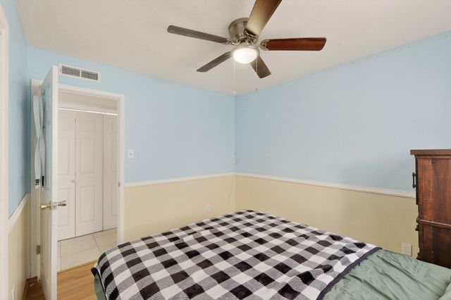 236 Zena Lona Street NE, Albuquerque, NM 87123