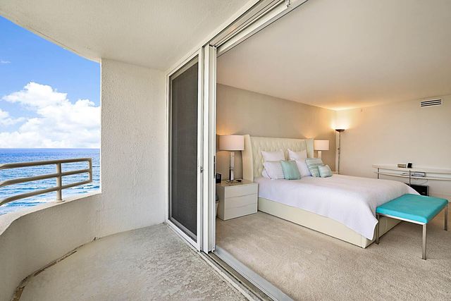 3407 S Ocean Boulevard 8a, Highland Beach, FL 33487