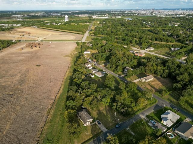 410 Bates Street, Texas City, TX 77591