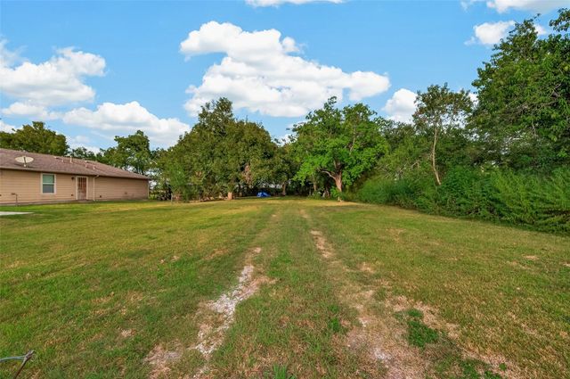 410 Bates Street, Texas City, TX 77591