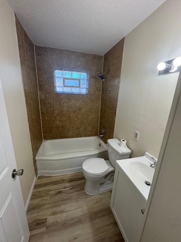 1173 Macarthur Street, West Saint Paul, MN 55118