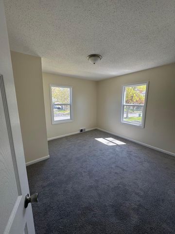 1173 Macarthur Street, West Saint Paul, MN 55118