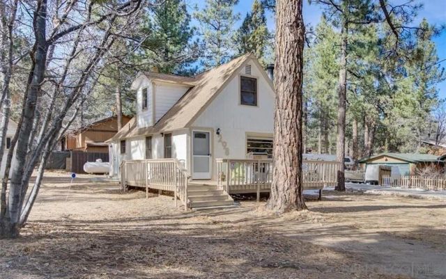 298 Maple, Sugarloaf, CA 92386