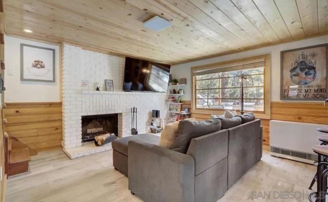 298 Maple, Sugarloaf, CA 92386