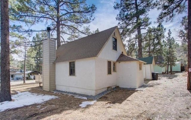 298 Maple, Sugarloaf, CA 92386