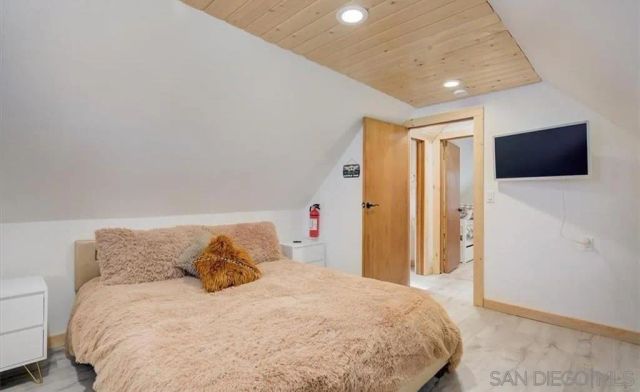 298 Maple, Sugarloaf, CA 92386