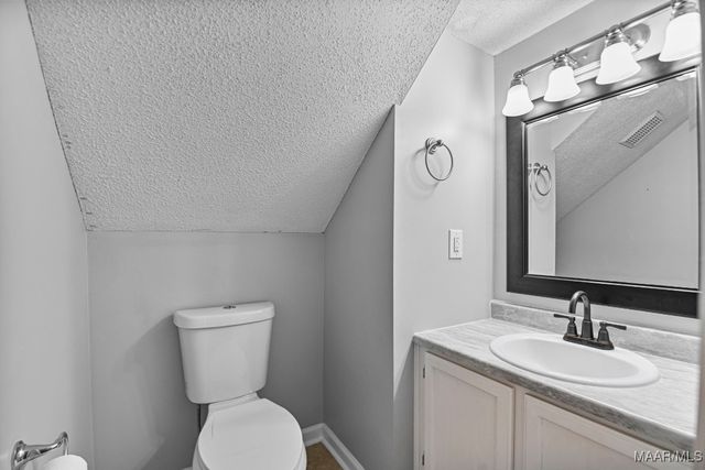 1211 DALRAIDA Road, Montgomery, AL 36109