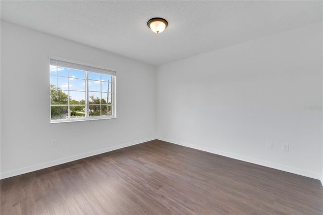1101 BLUFIELD AVENUE, Brandon, FL 33511