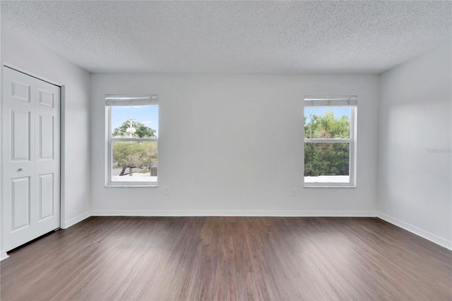 1101 BLUFIELD AVENUE, Brandon, FL 33511