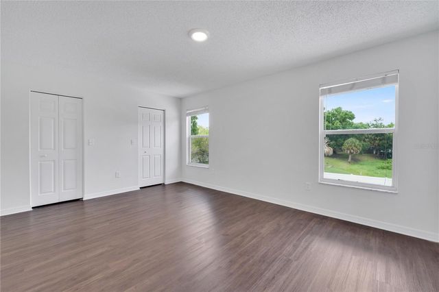 1101 BLUFIELD AVENUE, Brandon, FL 33511