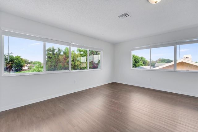 1101 BLUFIELD AVENUE, Brandon, FL 33511