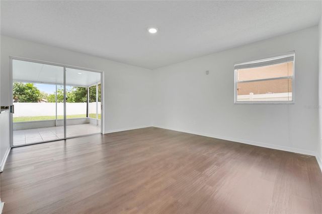 1101 BLUFIELD AVENUE, Brandon, FL 33511