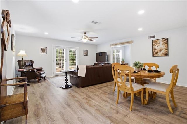 2011 Henderson Circle, Alpharetta, GA 30004