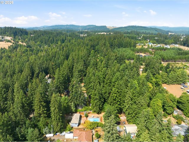 18704 S TERRY MICHAEL Dr, Oregon City, OR 97045