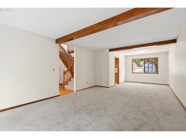 18704 S TERRY MICHAEL Dr, Oregon City, OR 97045