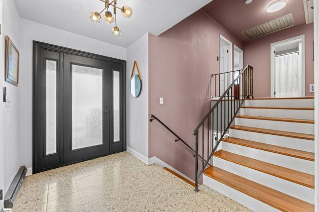 401 Clairmont Drive, Greenwood, SC 29649