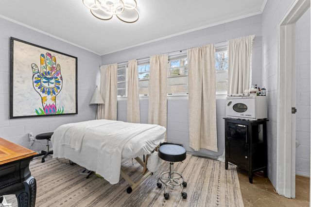 401 Clairmont Drive, Greenwood, SC 29649