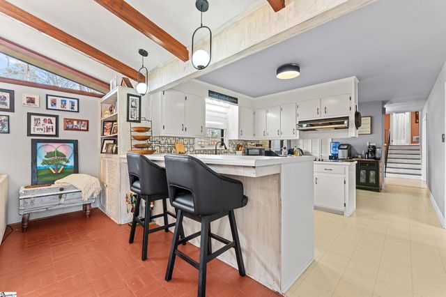 401 Clairmont Drive, Greenwood, SC 29649