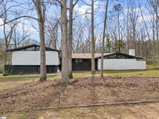 401 Clairmont Drive, Greenwood, SC 29649