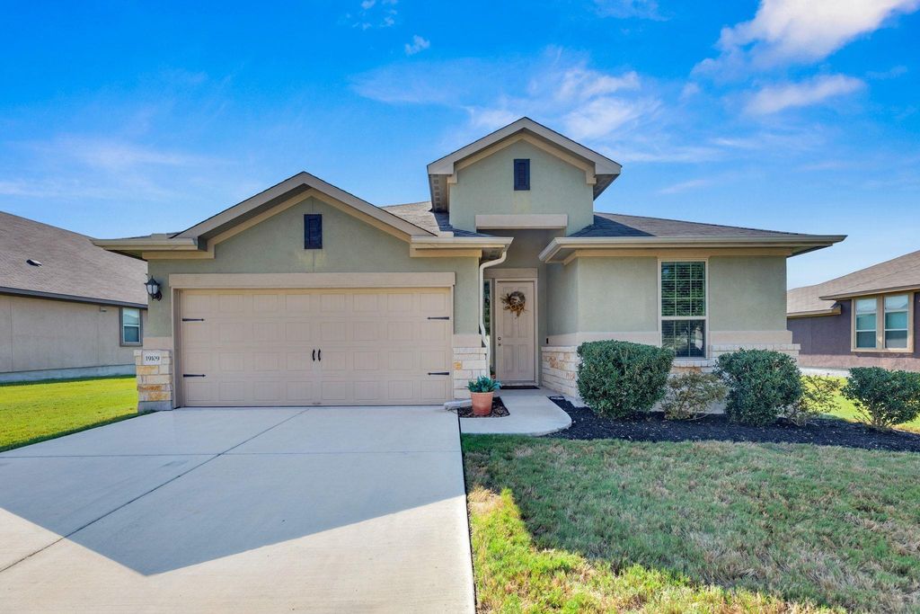 19109 Quebrada DR, Pflugerville, TX 78660