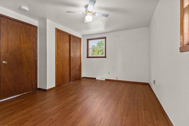 N3868 MOSQUITO HILL ROAD, New London, WI 54961