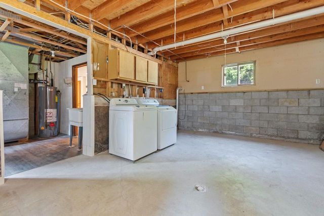 N3868 MOSQUITO HILL ROAD, New London, WI 54961
