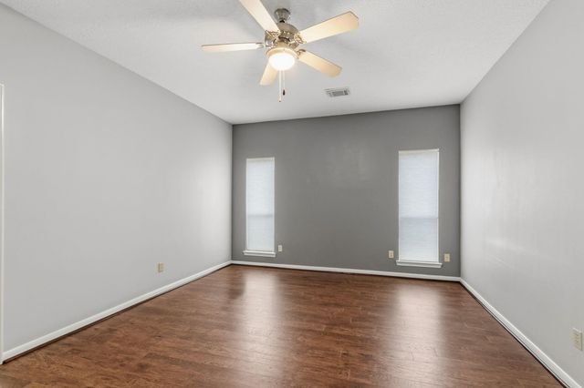 1402 Bittersweet Drive, Richmond, TX 77406