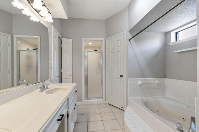 1402 Bittersweet Drive, Richmond, TX 77406