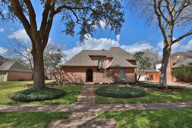 1402 Bittersweet Drive, Richmond, TX 77406