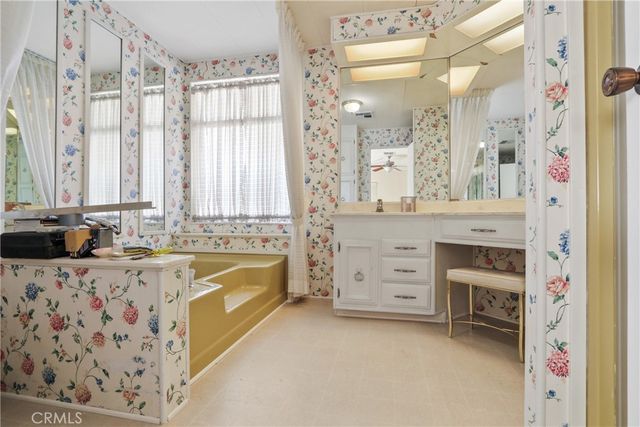 3800 Bradford Street 93, La Verne, CA 91750