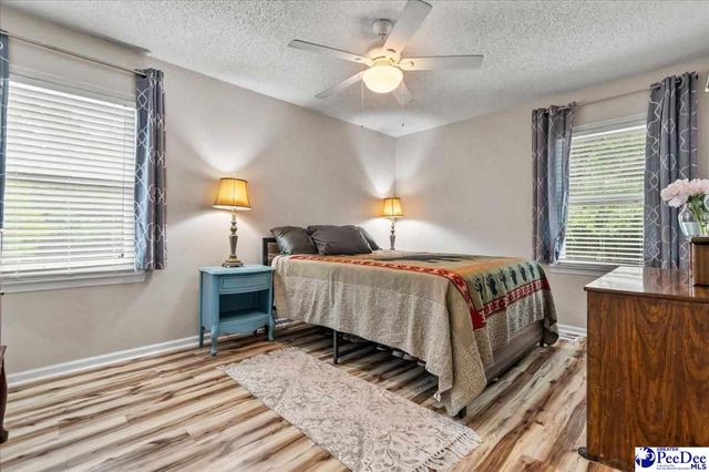 7725 Friendfield Rd., Effingham, SC 29541