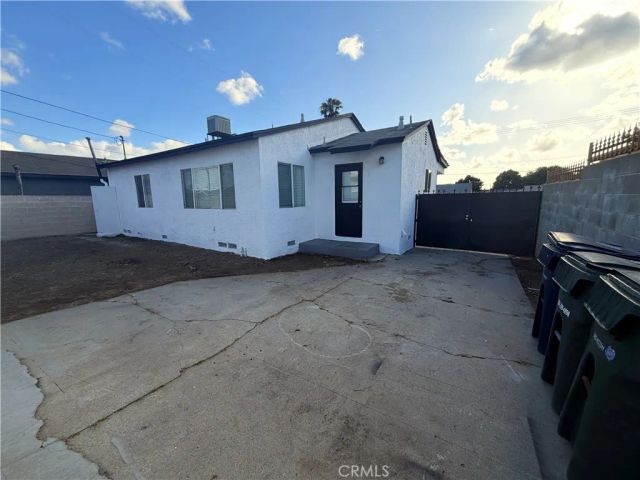 11148 S Wilton Place, Los Angeles, CA 90047