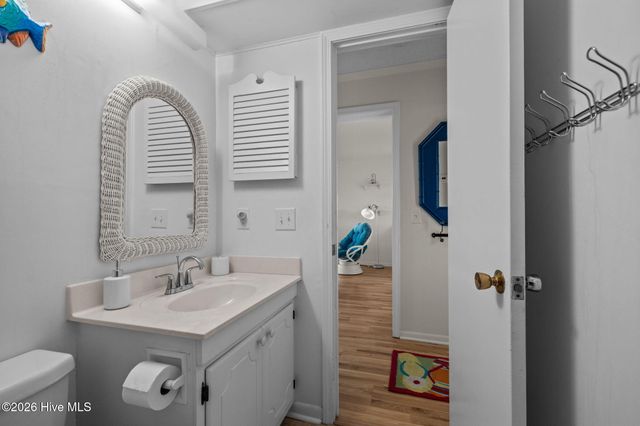 301 E Commerce Way Road 357, Atlantic Beach, NC 28512