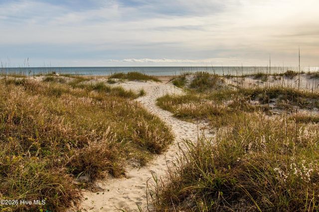 301 E Commerce Way Road 357, Atlantic Beach, NC 28512